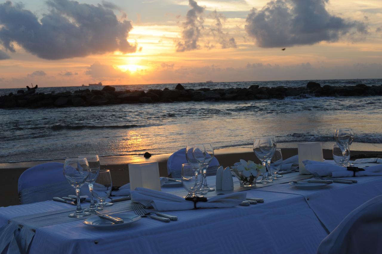 Pegasus Reef - A Beach Resort In Colombo Wattala Zewnętrze zdjęcie